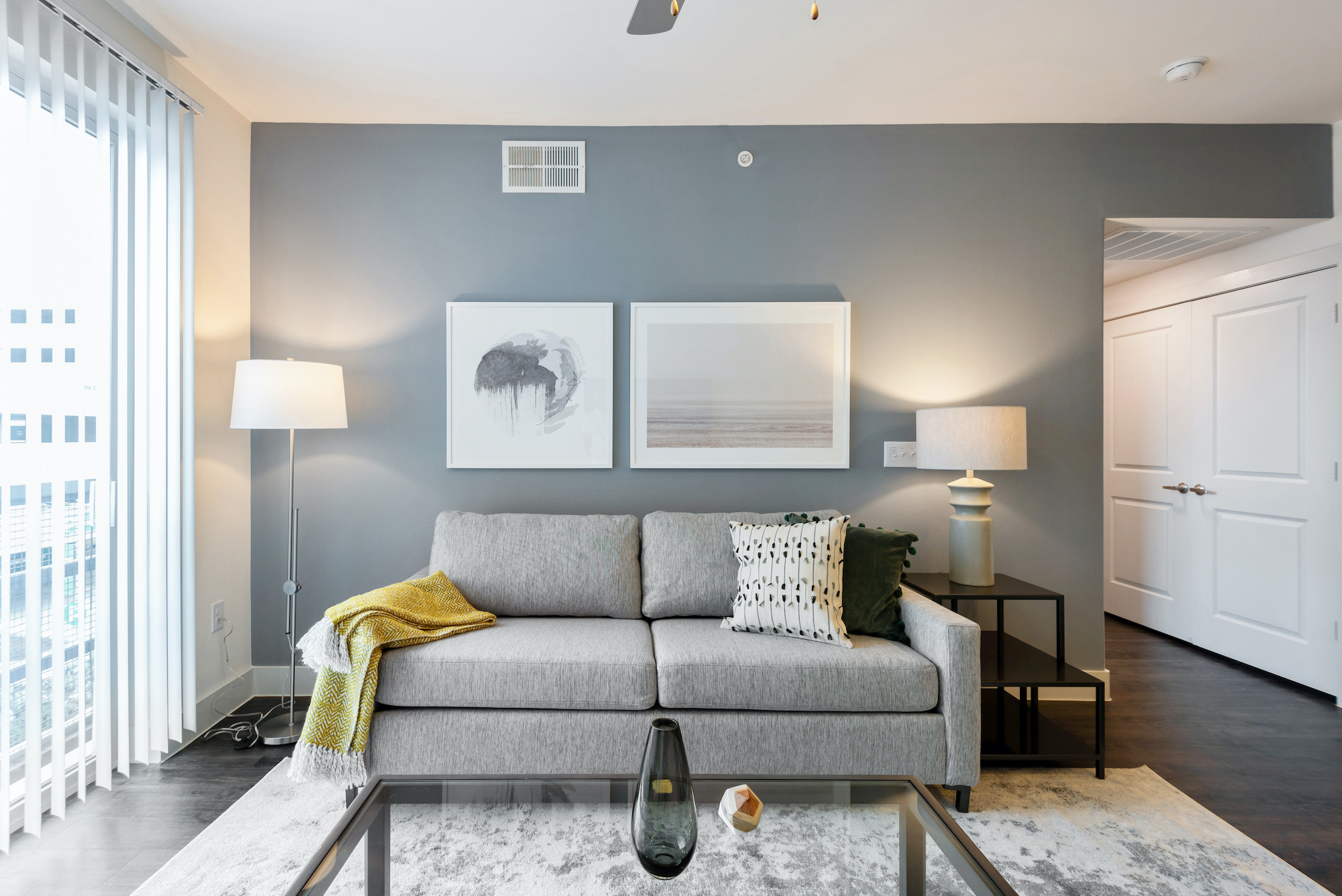 Royal Palms 610